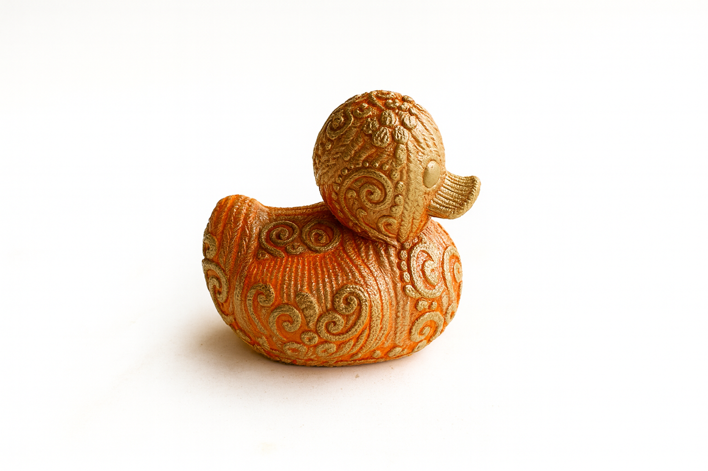 Golden Orange Duck Figurine – Decorative Sculpture for Home & Gifts