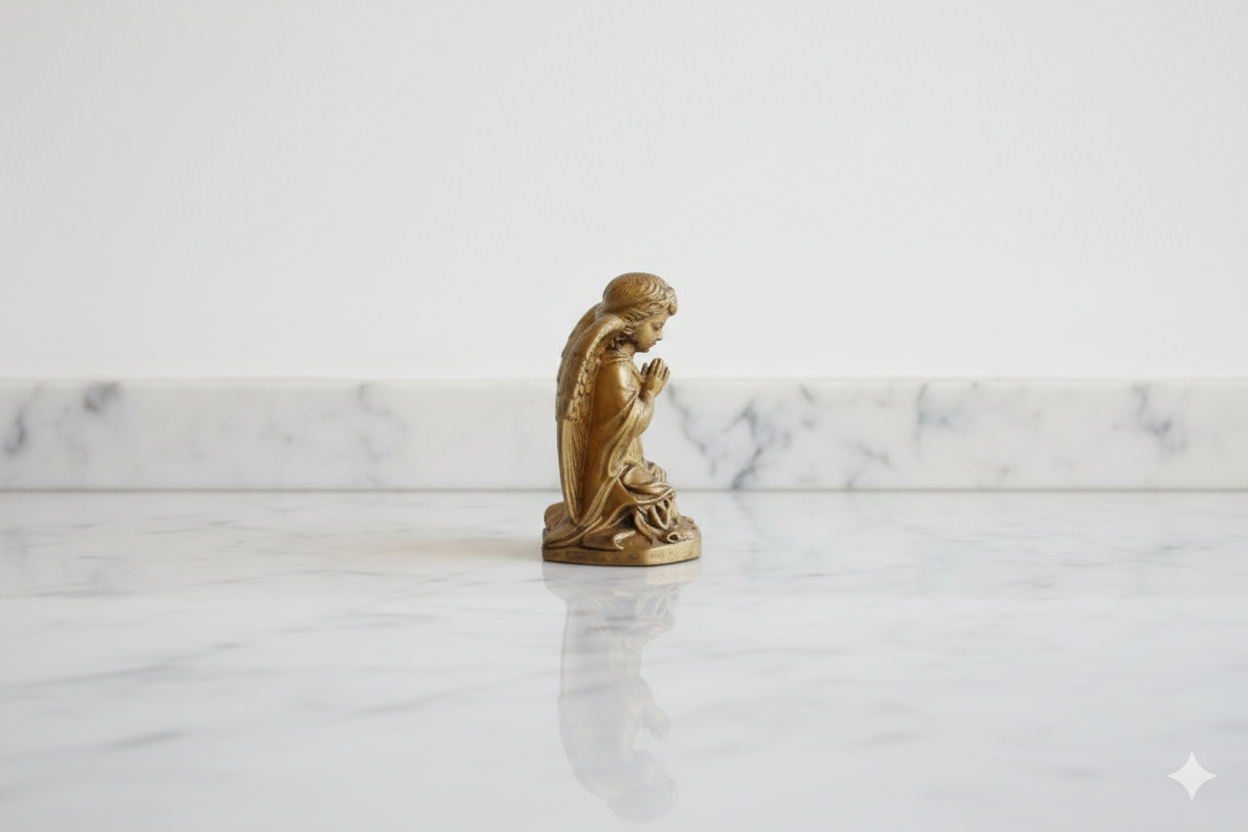 Golden Praying Angel – Hand-Painted Decorative Figurine