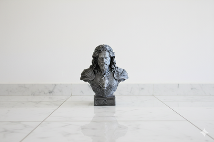 Leo Warrior Bust – Hand-Painted Decorative Sculpture