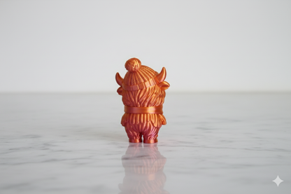 Two-Tone Orange & Pink Highland Cow Figurine – Shiny Autumn Decorative Sculpture