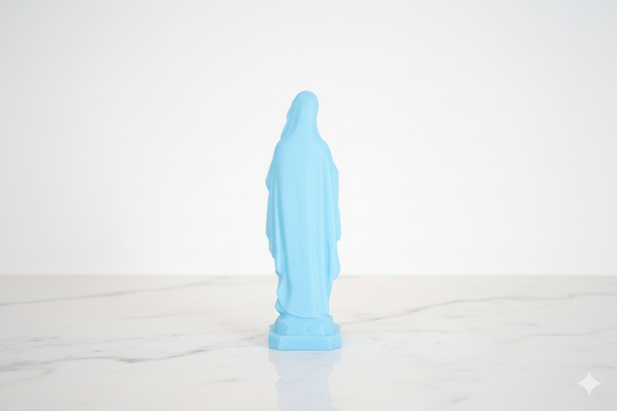 Glow-in-the-Dark Virgin Mary Figurine – Spiritual Decorative Statue